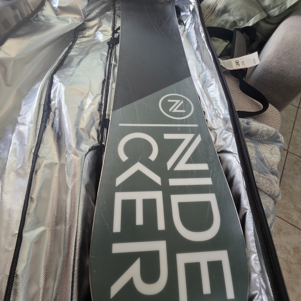 Nidecker Snowboard - Picture 4 of 7